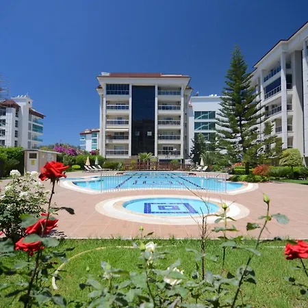 Luxury Four Seasons Residence Alanya Kestel 1+1 Apartment